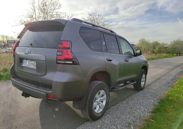 Toyota Land Cruiser cena 239000 przebieg: 61500, rok produkcji 2019 z Sępólno Krajeńskie małe 67